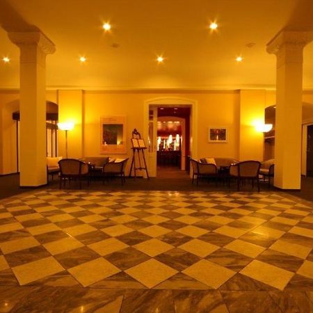 Esplanade Swiss Quality Hotel Давос Интериор снимка
