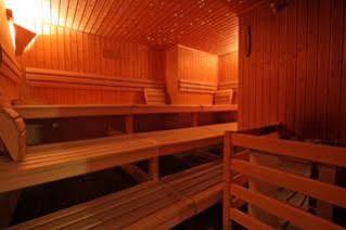 Esplanade Swiss Quality Hotel Давос Екстериор снимка