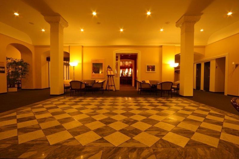 Esplanade Swiss Quality Hotel Давос Интериор снимка